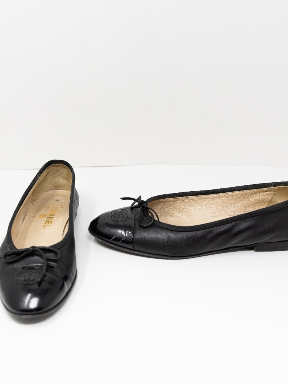 Chanel Ballerines Ballerina Genuine Leather Cap Toe Slip On Ballet Flats Shoes 9